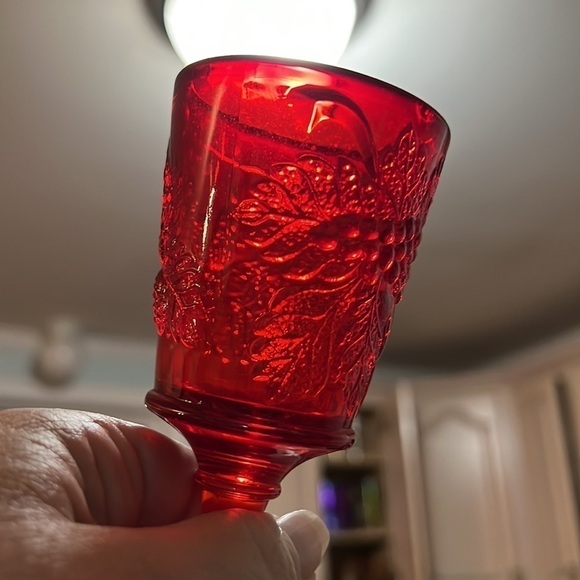 L. G. Wright Strawberry and Currant Ruby Glass Vintage - Picture 5 of 7